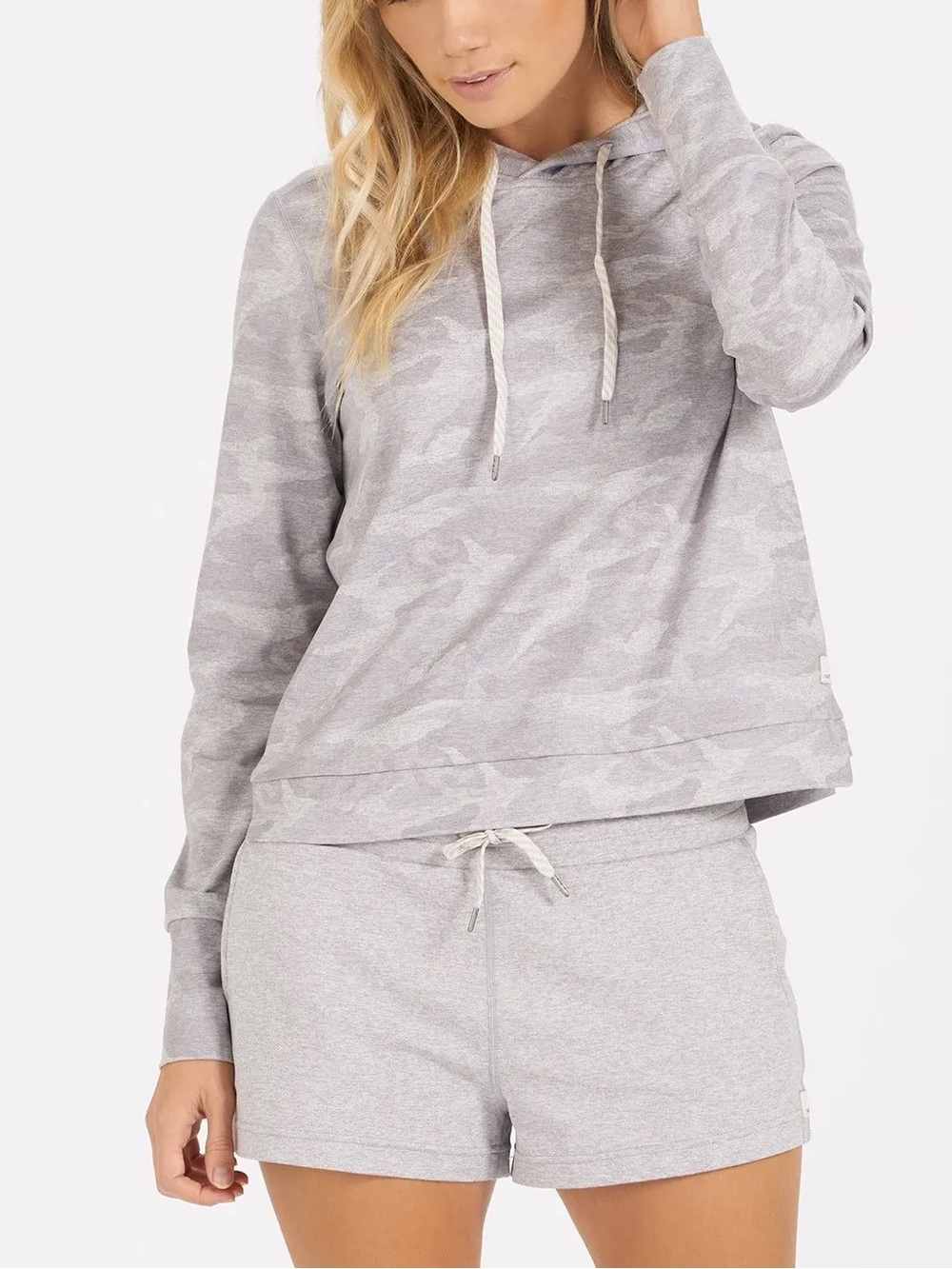 VUORI Halo Essential Pale Camo Women’s Lightweight Hoodie Size XS, VW226